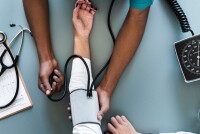 Каковы осложнения неконтролируемой гипертонии?