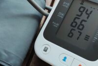 Для чего нужен монитор артериального давления