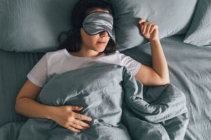 Ночные симптомы и повышенное давление: как щитовидная железа влияет на ваше самочувствие