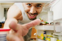 Что убрать из холодильника для здоровья сердца: список продуктов, который вас удивит