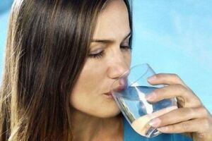 Каприловая кислота: свойства, преимущества и сочетание с Now Foods Water Out