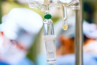 Сколько стоит вывод из запоя в частных клиниках?