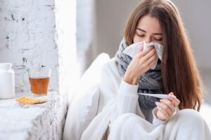 Как снизить давление при простуде: советы врача