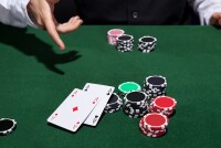 Безопасно ли играть в азартные игры онлайн