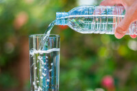 Обезвоживание: как недостаток воды влияет на ваше здоровье и давление