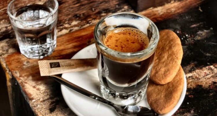 Напитки для здоровья сердца: что пить при повышенном давлении