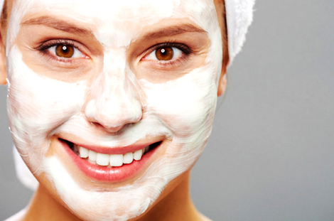 Уход за кожей зимой: лучшие маски для здоровья лица