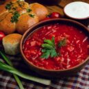 Зачем в борщ добавляют уксус: секреты здоровья и вкуса для гипертоников