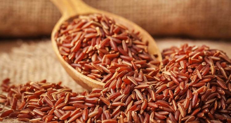 Бурый рис и повышенное давление: кому стоит быть осторожнее