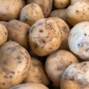 Можно ли есть подпорченную картошку при гипертонии: советы для здоровья