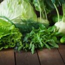 Как сохранить остроту ума: продукты, замедляющие старение мозга